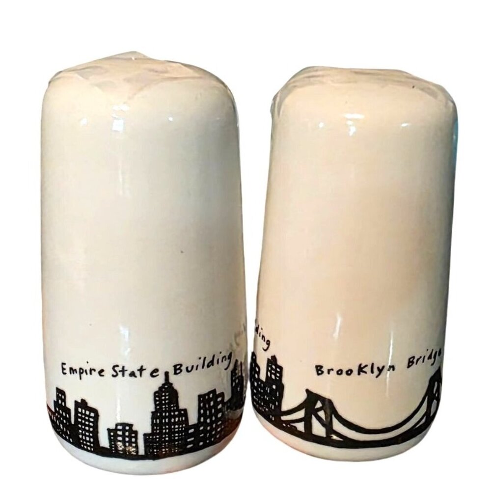 Vintage Salt & Pepper Shakers Ceramic New York City Skyline Empire State Buildin